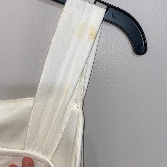 White & Black dress with Rose details on bottom - Picture 7 of 7